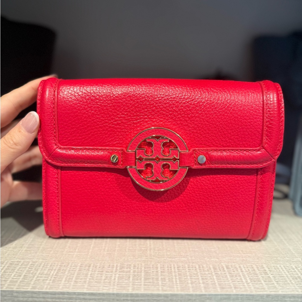 Worn once leather Tory Burch Bag